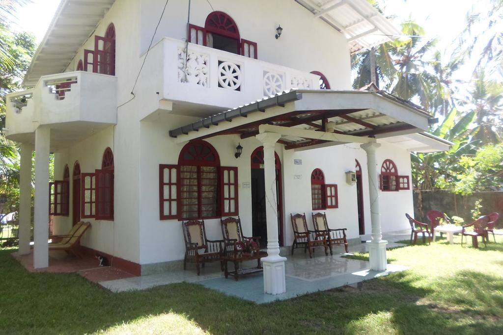 Raj Villa Kumarakanda Hikkaduwa Exteriör bild