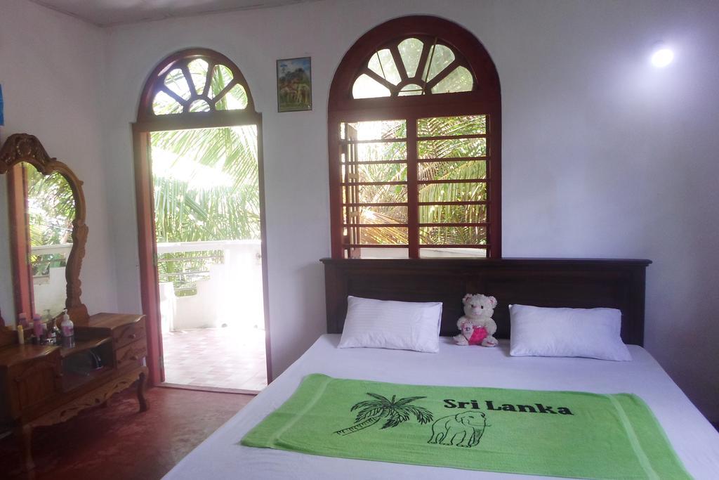 Raj Villa Kumarakanda Hikkaduwa Exteriör bild