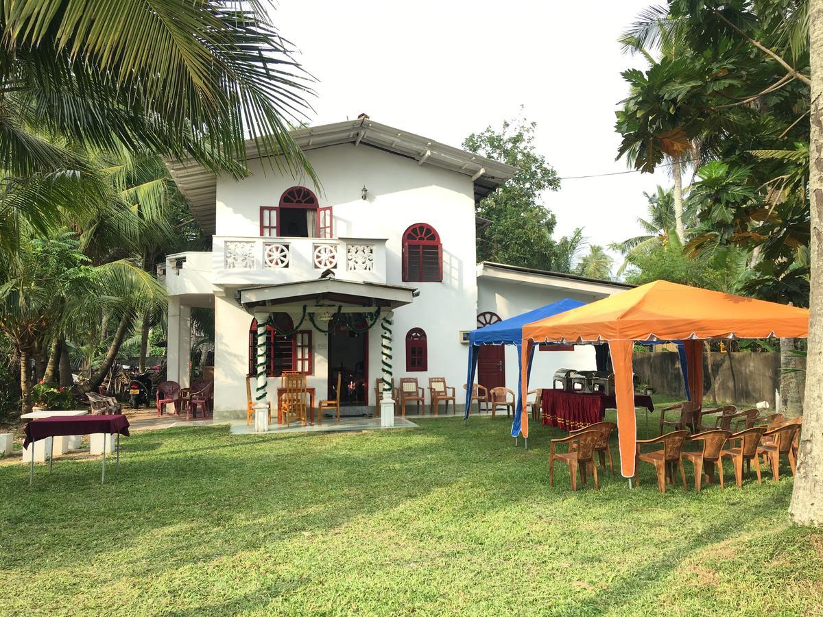 Raj Villa Kumarakanda Hikkaduwa Exteriör bild