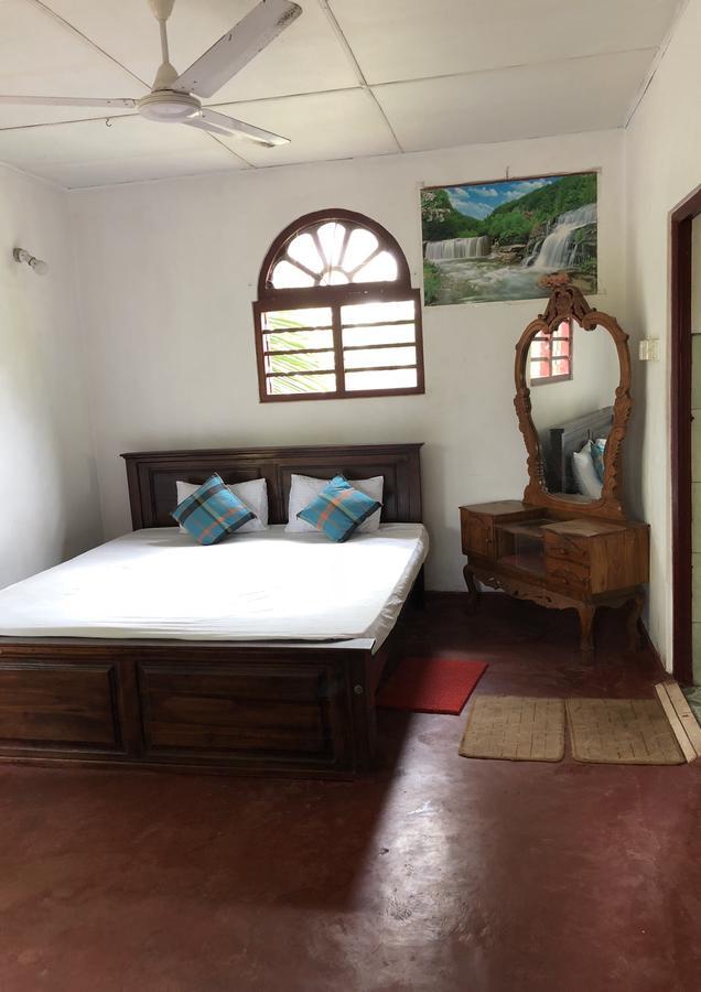 Raj Villa Kumarakanda Hikkaduwa Exteriör bild